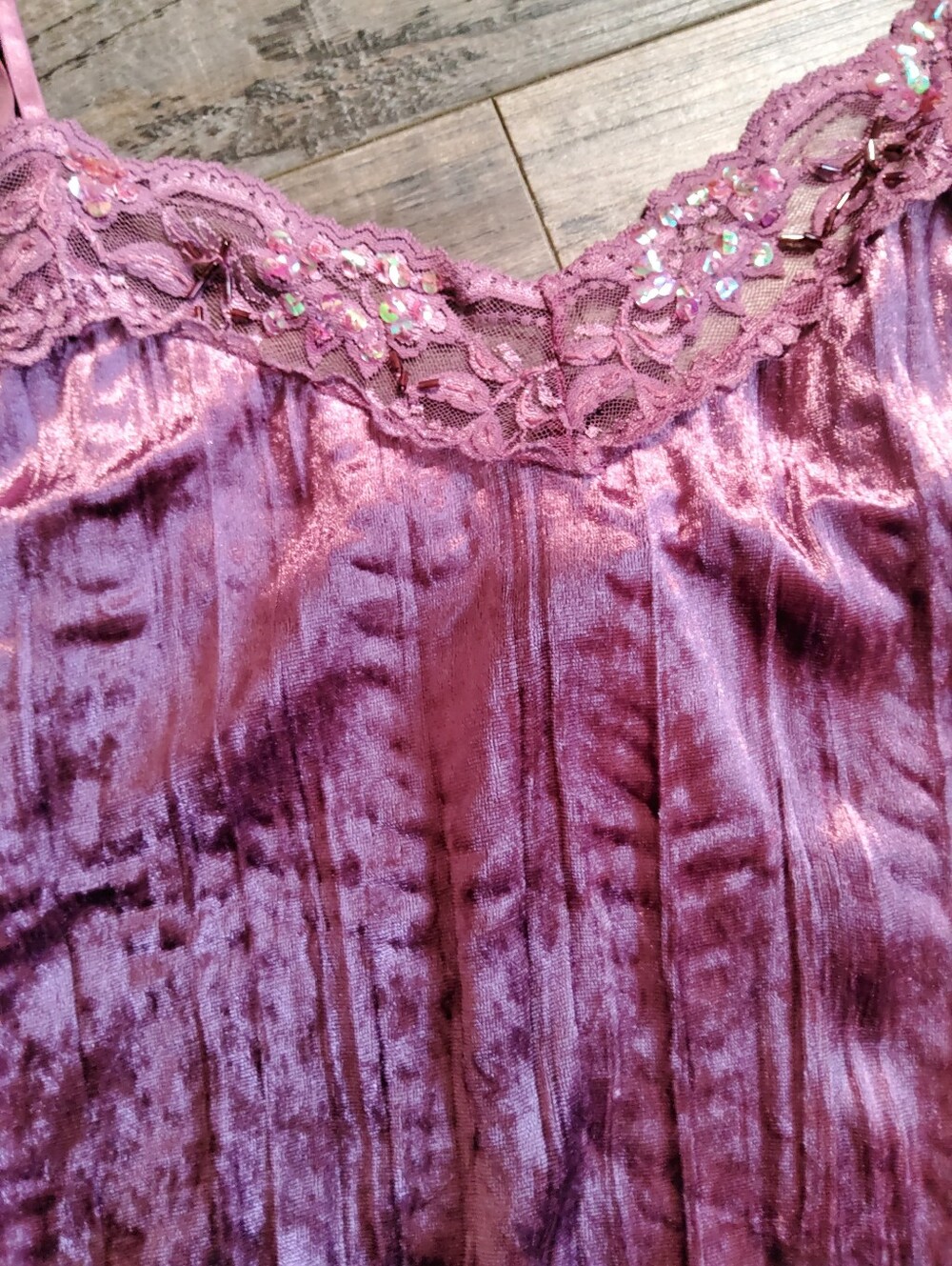 Velvet And Sequin Camisole - Picture 5 of 5